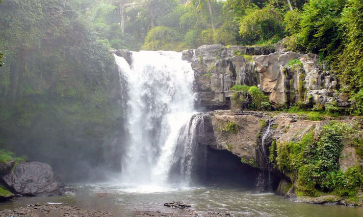 Air Terjun Tegenungan